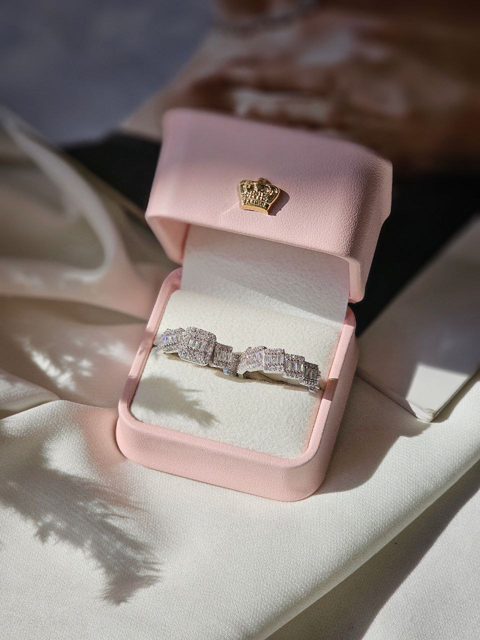 حلقه پشت حلقه نقره زنانه طرح امرالدکات