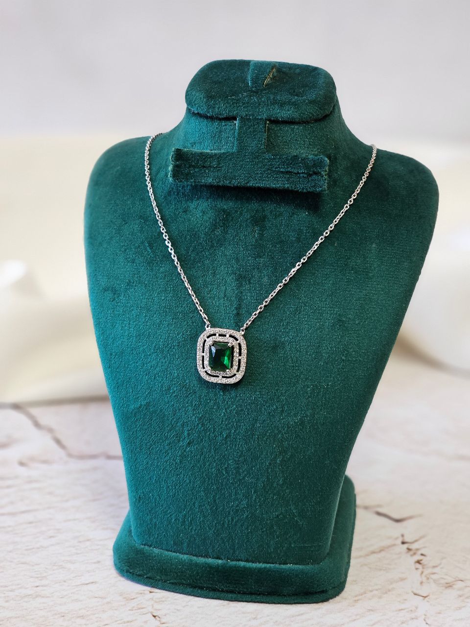 گردنبند نقره زنانه نگین دار