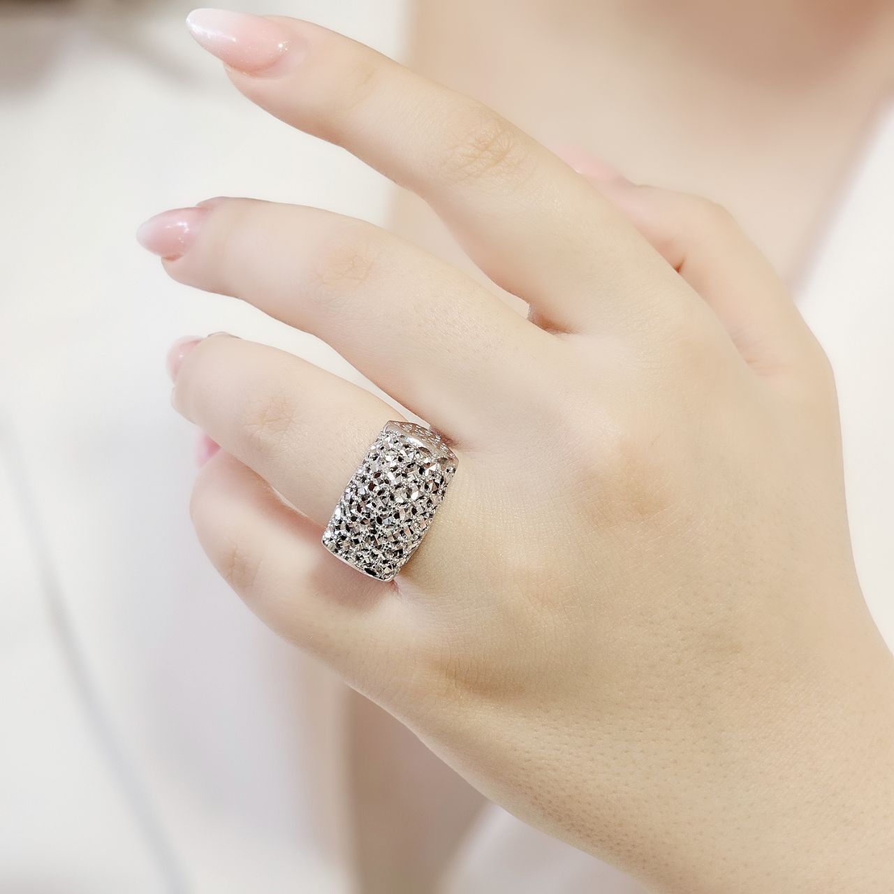 انگشتر نقره زنانه طرح تراش