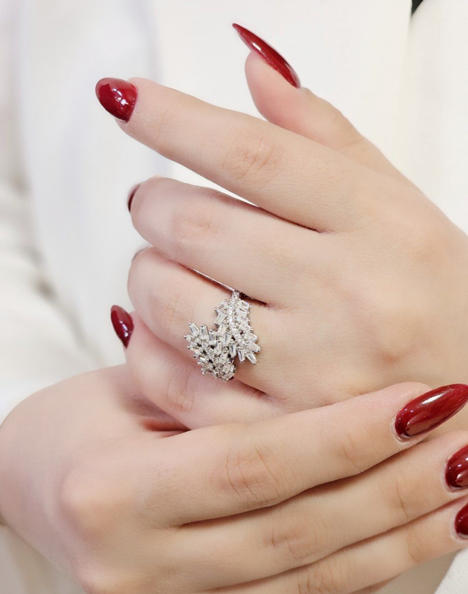 انگشتر نقره زنانه نگین دار