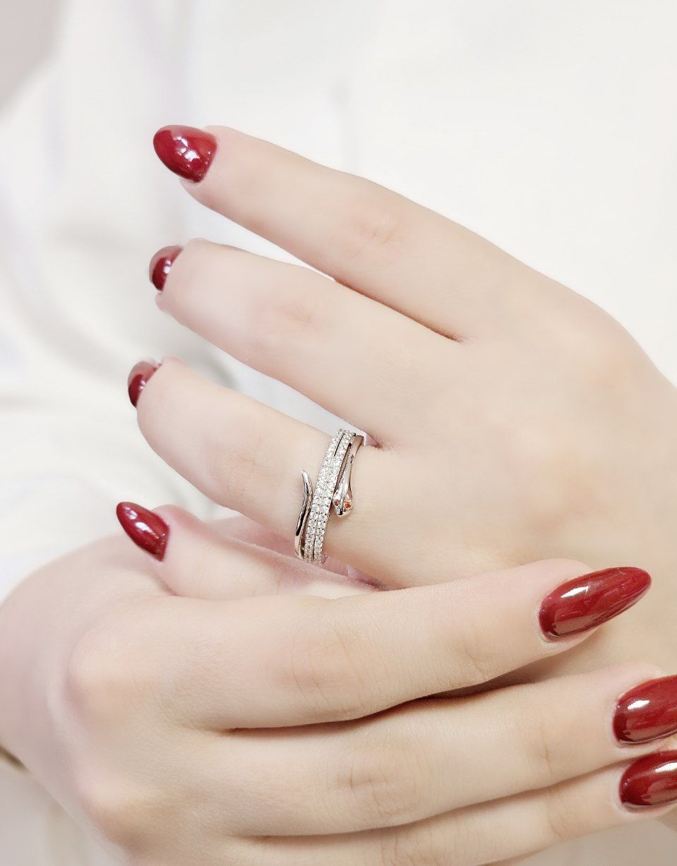 انگشتر نقره زنانه طرح مار