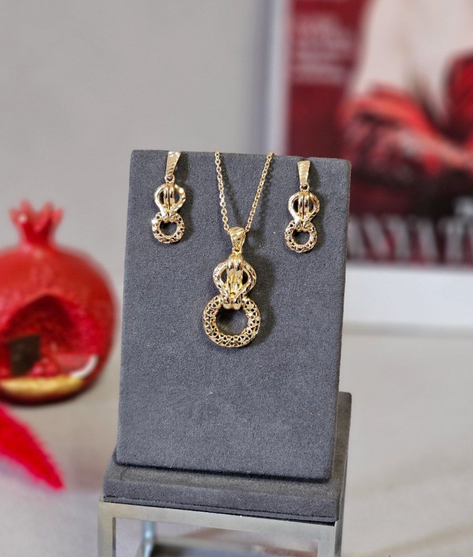 نیم ست نقره زنانه طرح پاپیون طلایی