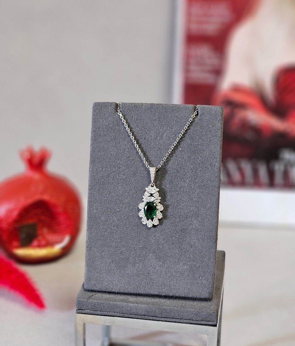 گردنبند نقره زنانه سنگ سبز